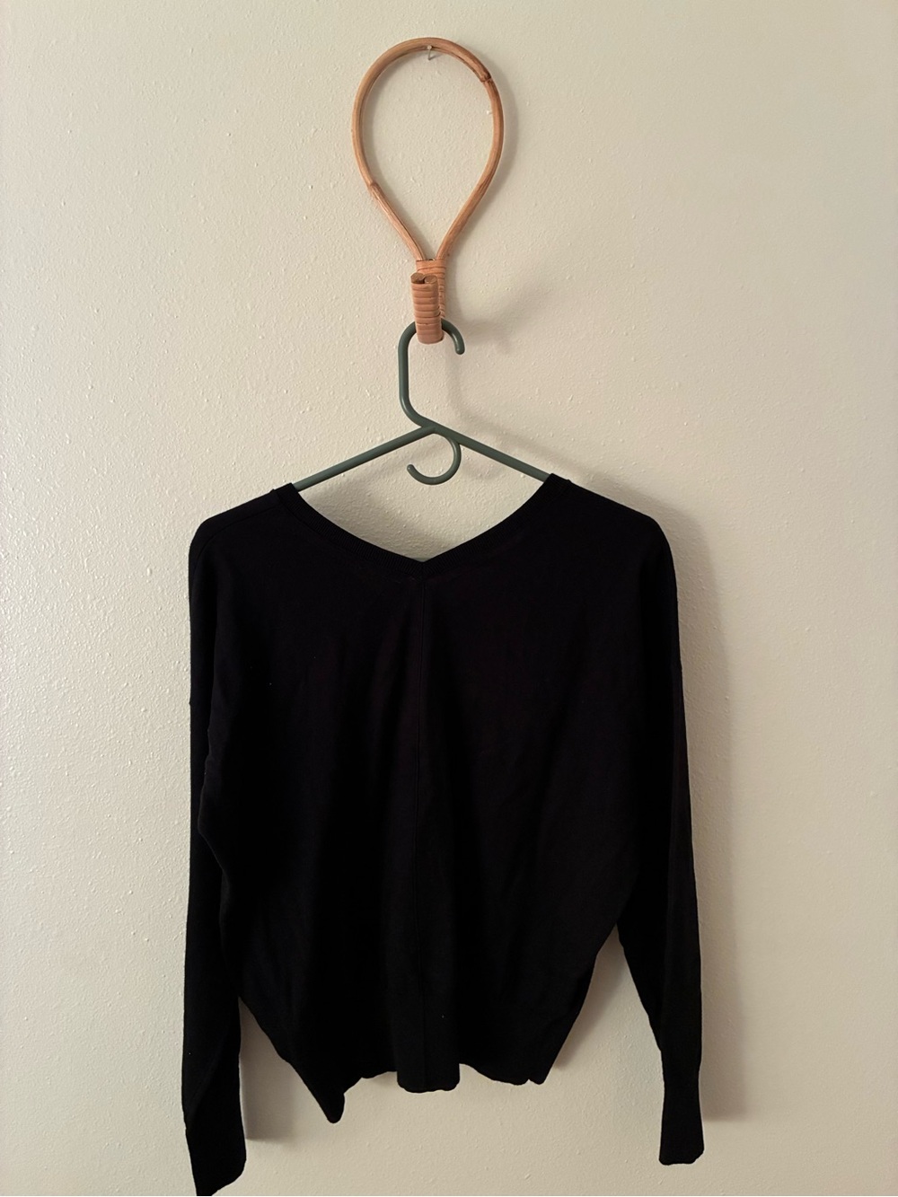 Margaret O’Leary Black Sweater - Picture 4 of 5